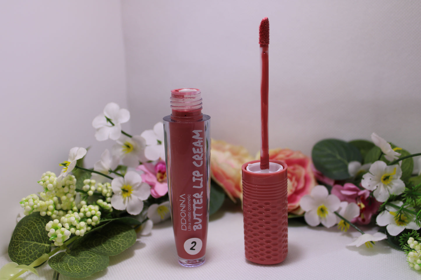 Gloss créme Matte longue tenue  rouge orangé